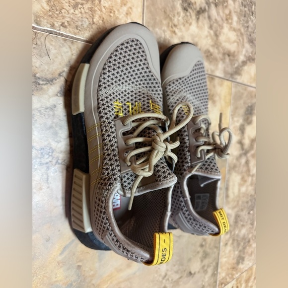 Adidas X Marvel NMD _ R1 Guardians Of The Galaxy Groot Trail Shoes M 5.5 W 6.5 - Picture 2 of 8